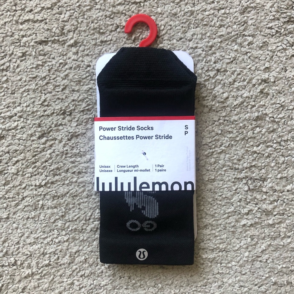 lululemon Crew Powder Stride Socks.NWT.
